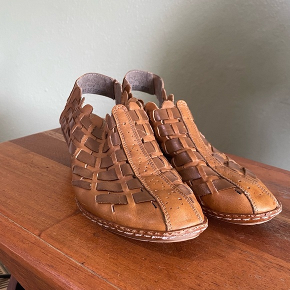 Rieker Shoes - Rieker Sina Shoes EU 38 Brown Leather Anti Stress Weave Slingback Heel US 7
